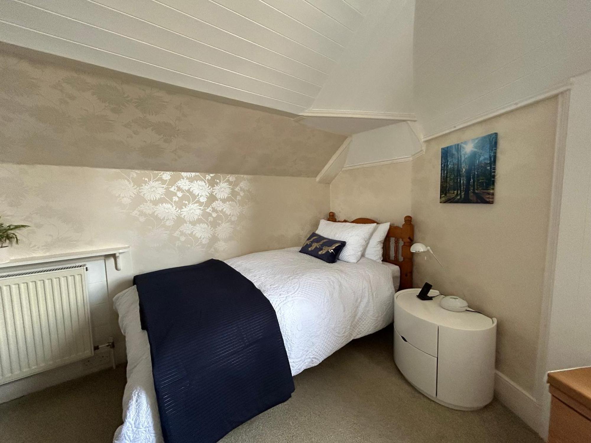 Glen Lyon Lodge Bed And Breakfast Неърн Екстериор снимка